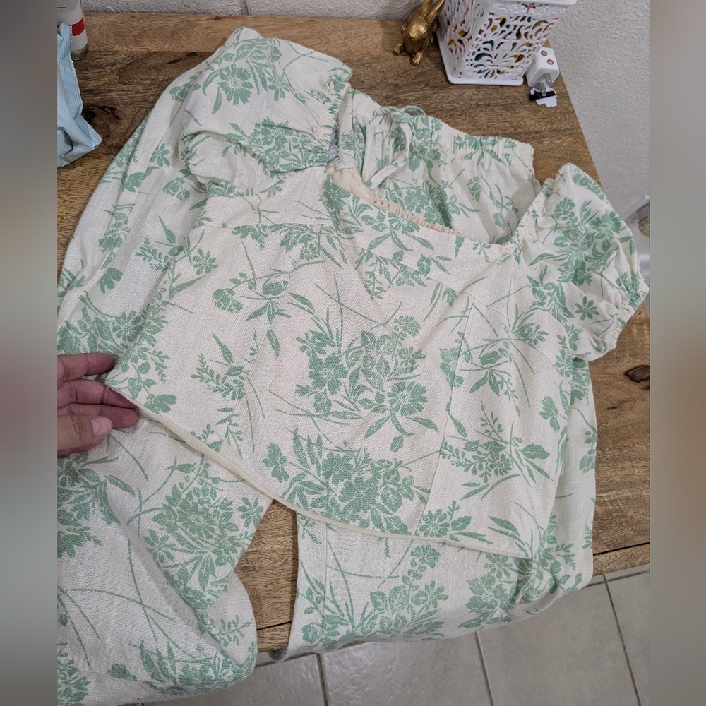 Girls Floral Green and White Top and Pants Set